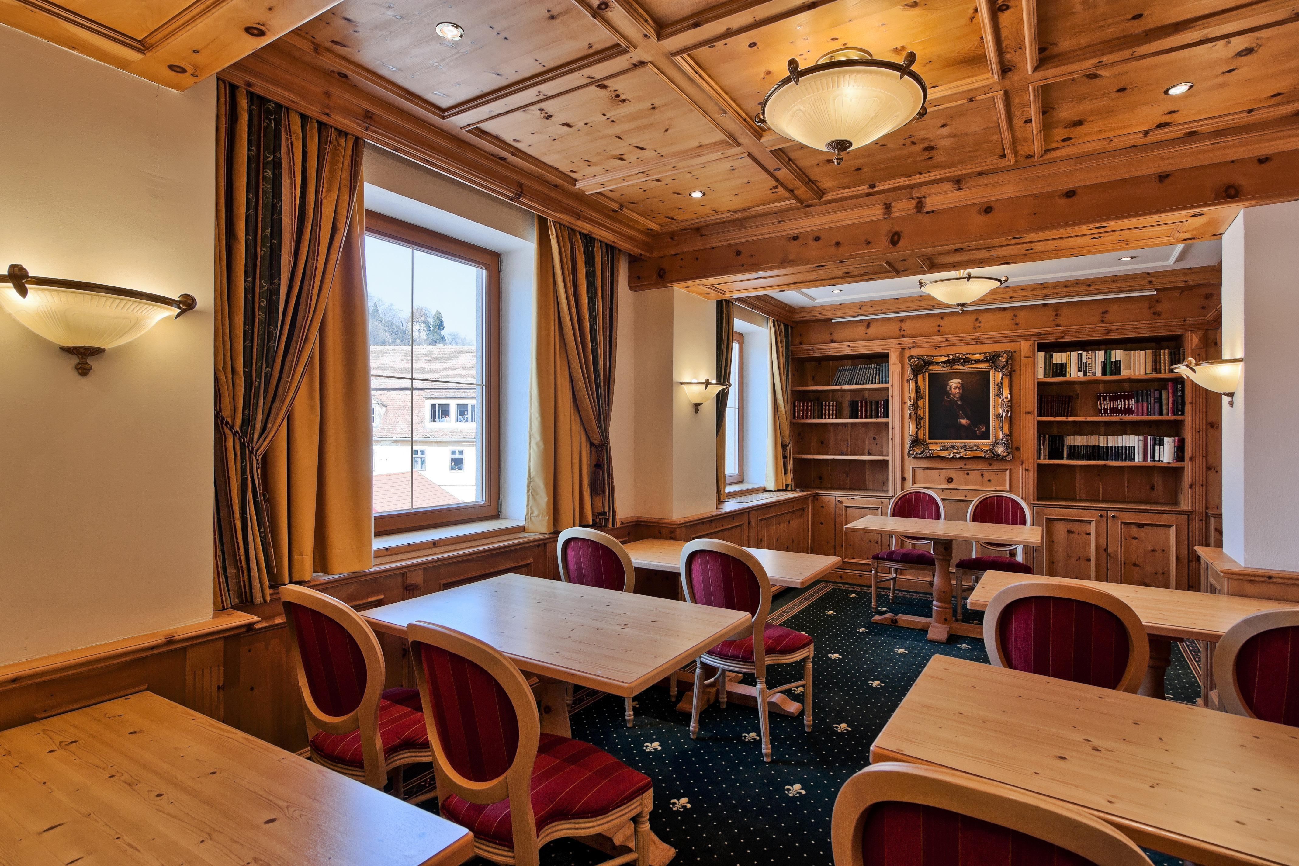 Hotel Mercure Binderbubi & 4*